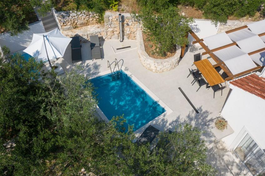3 Schlafzimmer Villa mit beheiztem Pool und Meerblick - foto 19