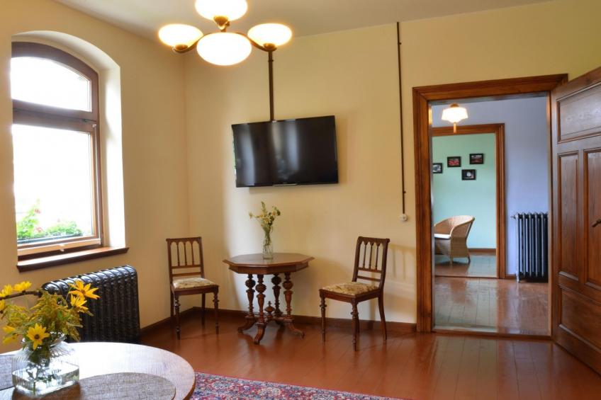 Luxuriöse Wohnung im denkmalgeschützten Bahnhof - foto 3