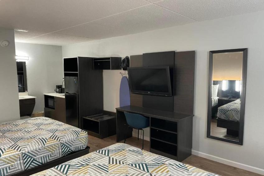 2 Full Beds  Smoking Kitchen - foto 7