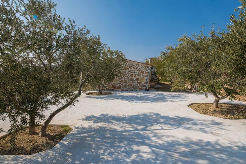 Charmantes Steinhaus mit tollem Panoramablick - foto 15