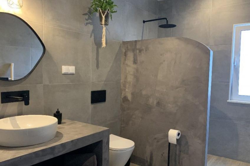 auf dem Lande in der Nähe des Strandes - foto 2