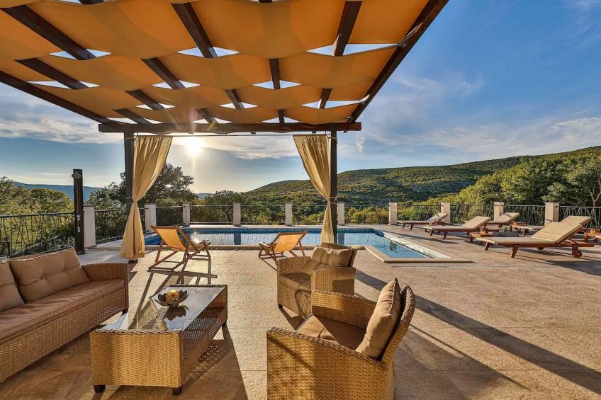 Luxurious Sanctuary Villa Primorski Dolac with Pool - Three Bedroom Villa with Pool - foto 21