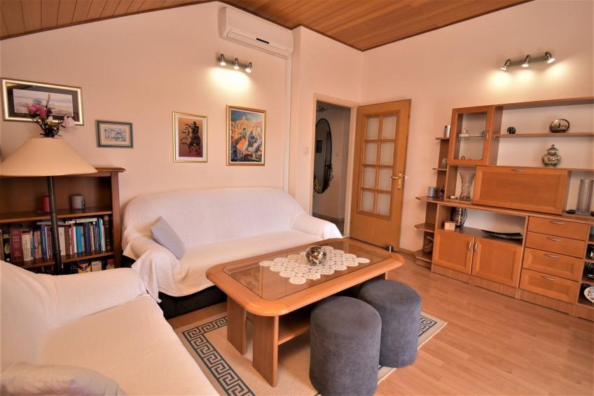 Guest House Kanjuo - Two Bedroom Apartment with Terrace and Garden View