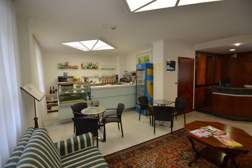 Residence Club House - Cattolica 2-room-apartment 4 Pax - foto 17