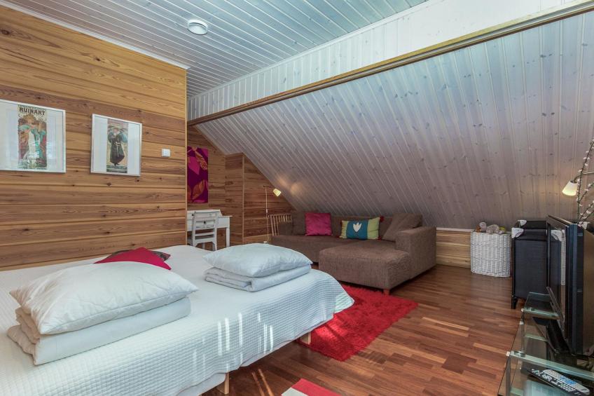 Koivuniemen rouva - foto 16