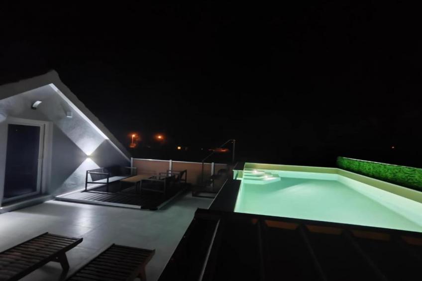 Apartment Penthouse Ivan- Two Bedroom Apartment  with Rooftop Swimming Pool - foto 38