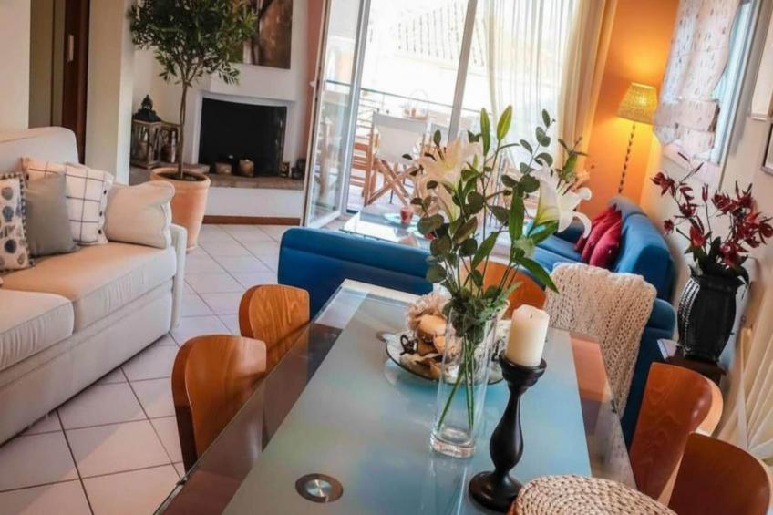 Urban Preveza Central Apt with Balcony - foto 3