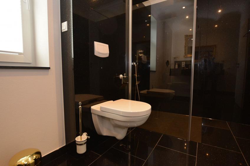 Merzijana Eerdgeschoss in Stinteck - foto 28