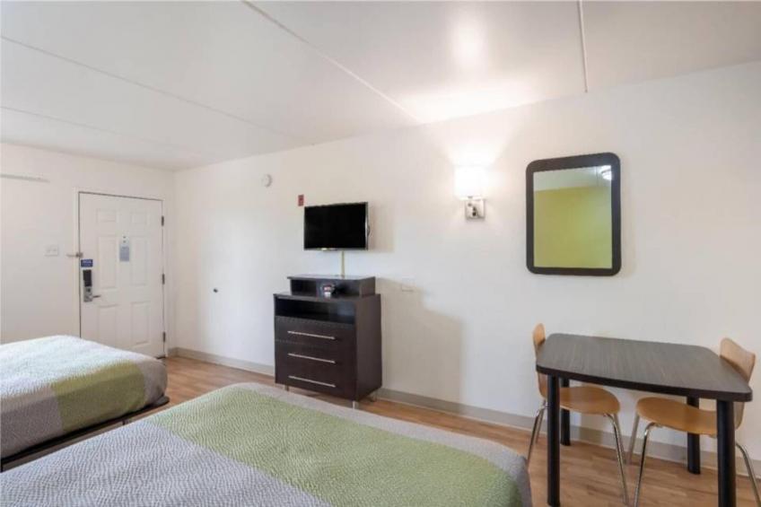 2 QUEEN BEDS  NON-SMOKING KITCHEN - foto 13