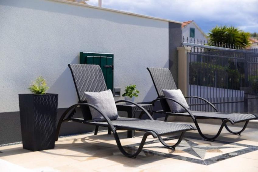 Villa Supetar Garden - Two Bedroom Apartment with Terrace - foto 30