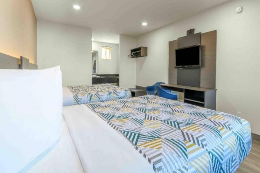 2 Queen Beds  Smoking - foto 3
