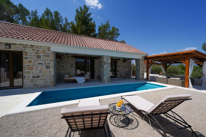 VILLA KARLA - foto 25