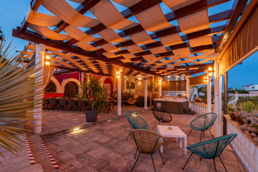 Villa Ancora for 16 guests,  No.1 - foto 48