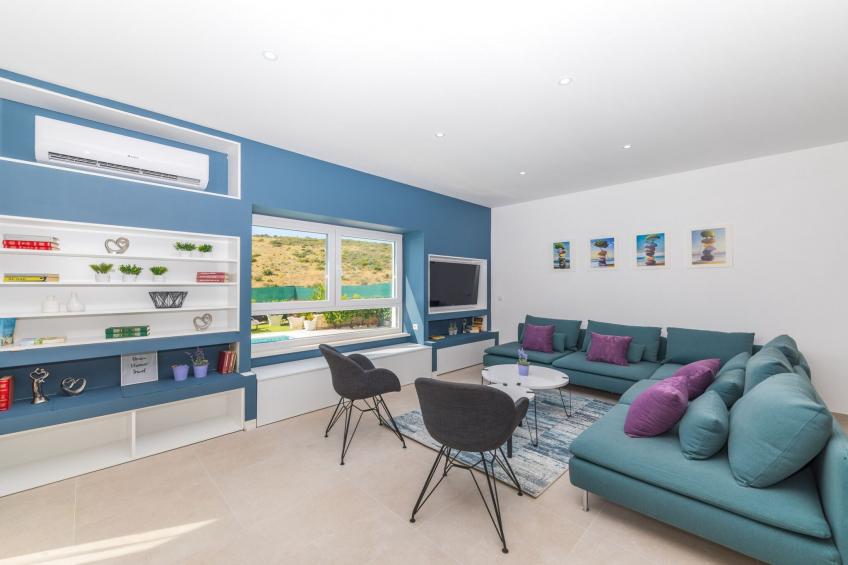 Scenic Elegant Trogir Villa with Pool - Five Bedroom Villa - foto 2