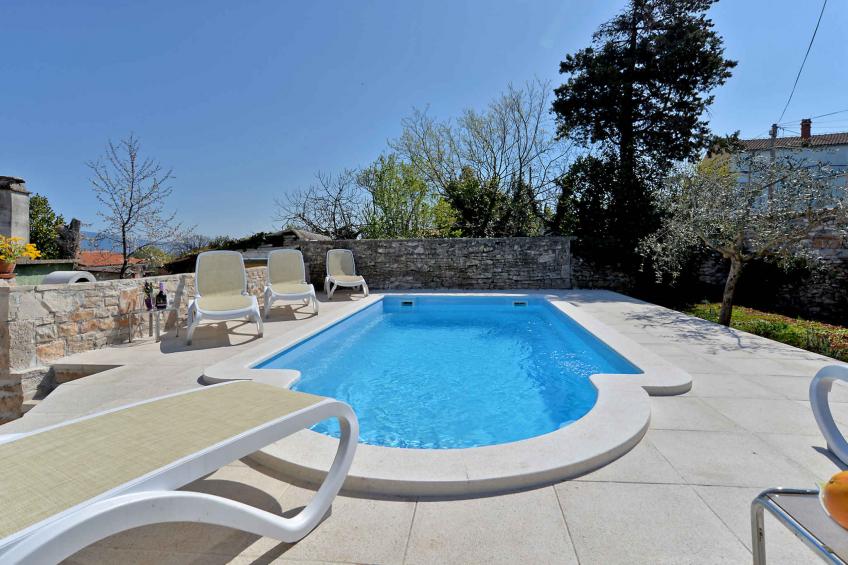 Holiday home with swimming pool on traditional property - BF-XFY94 - foto 37