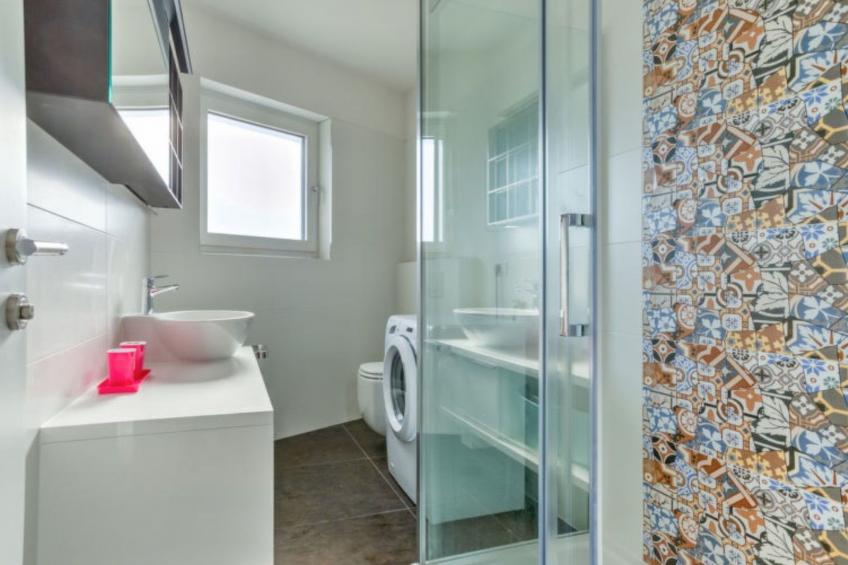 Wohnung "Lovrecica" mit Blick auf das Wasser - foto 11