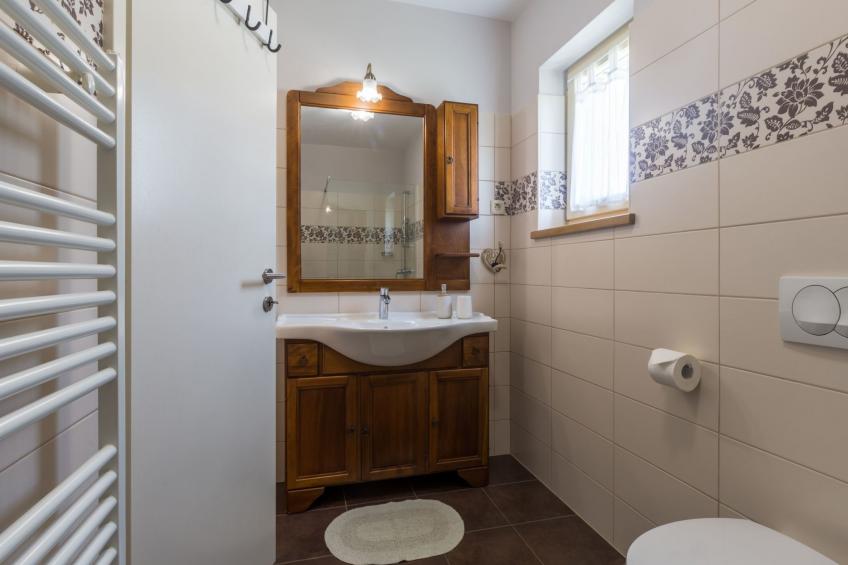 Villa mit Pool, Garten und Sommerküche - foto 21