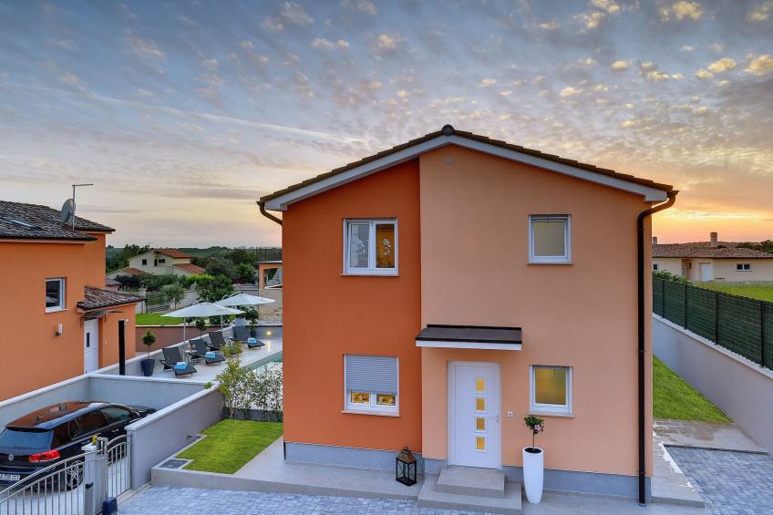 Ferienvilla mit Garten, Grill und Terrasse - foto 4