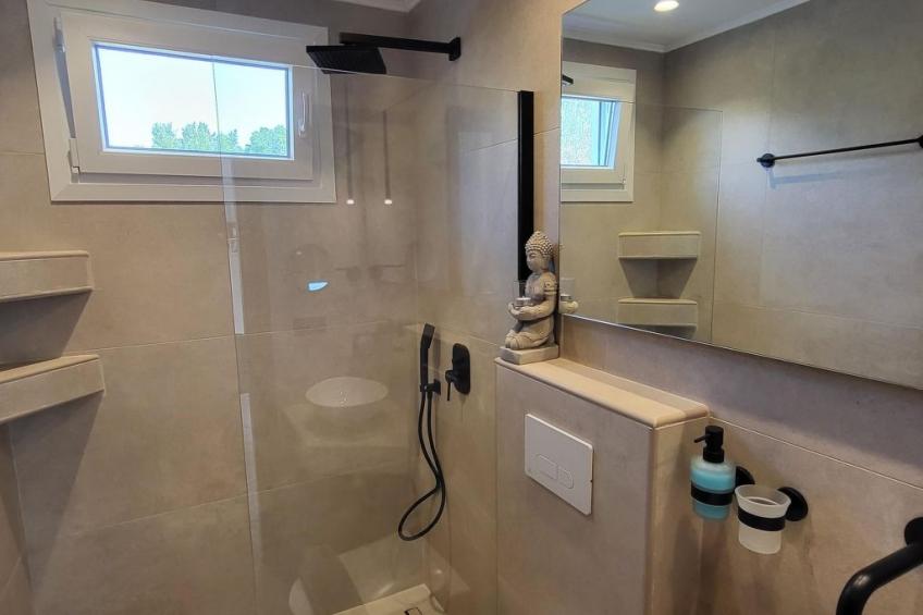 Strandnahes Ferienhaus mit privatem Garten - foto 19