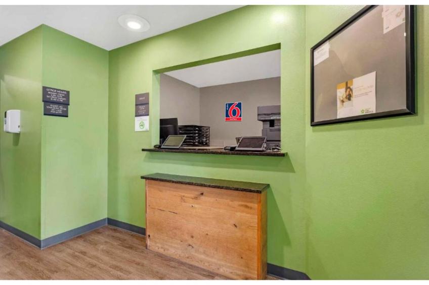 2 Full Beds | Non-Smoking, Kitchen - foto 3