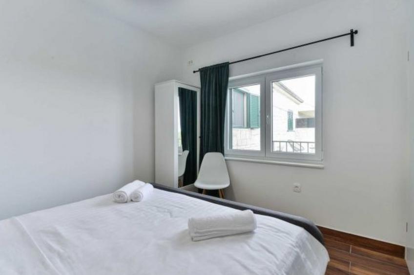 Villa Didovi snovi with pool - foto 33