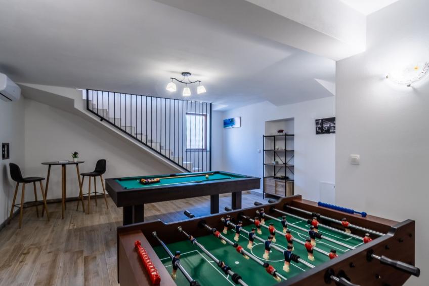 Elegantes Escape mit Pool und Panoramablick - foto 18