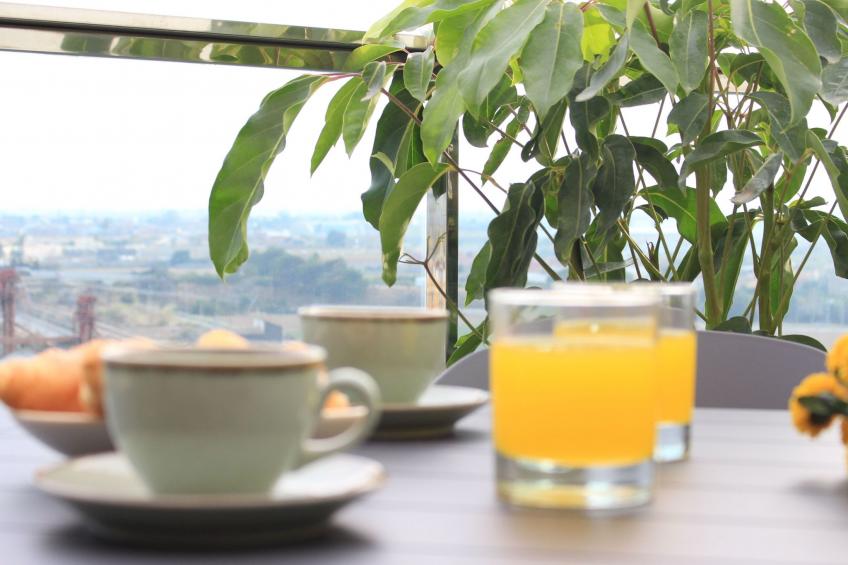 Luxuriöse Wohnung mit 1 Schlafzimmer, Balkon und Pool - foto 8