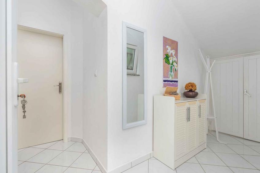 Vakantiewoning met terras en airconditioning - BF-6HK93 - foto 18