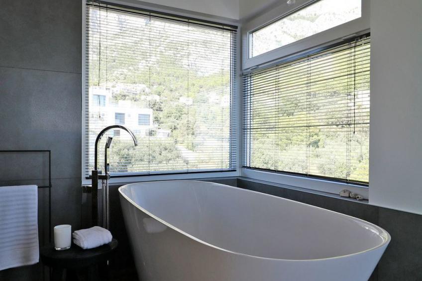 Moderne Villa mit Infinity-Pool im Bergdorf Veliko Brdo - foto 50