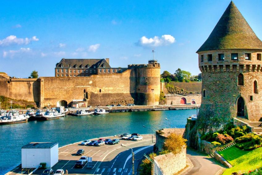 Kleine Wohnung in großem Familienhaus - foto 32