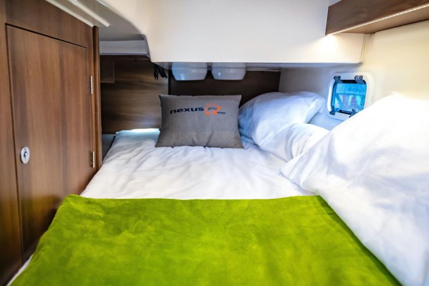 Yacht Overtime im Hafen der Marina Braunsbedra - foto 22