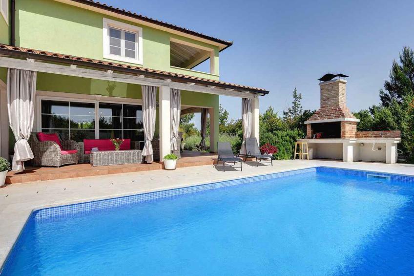 Villa met privézwembad, jacuzzi en speeltuin - BF-K6B6M - foto 8