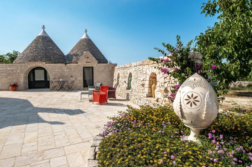 Wohnung auf einem Bauernhof mit Trulli und Schwimmbad