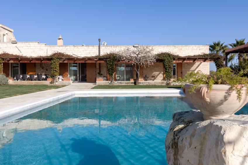 Masseria Misocampo With Garden And Pool