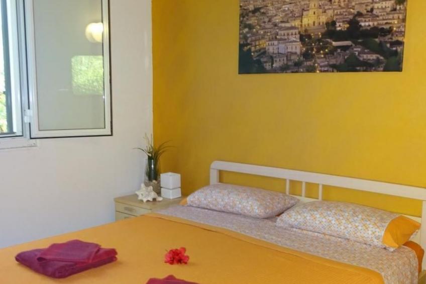 Schöner zentraler Bungalow direkt am Sandstrand auf Sizilien - foto 16