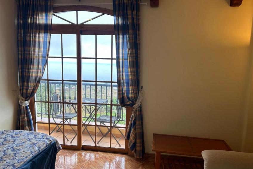 Apartment mit Balkon und Meerblick - foto 17