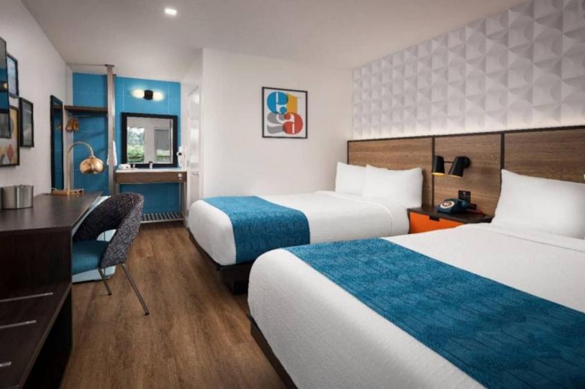 2 Full Beds  New 60s Retro-Style Decor - foto 17