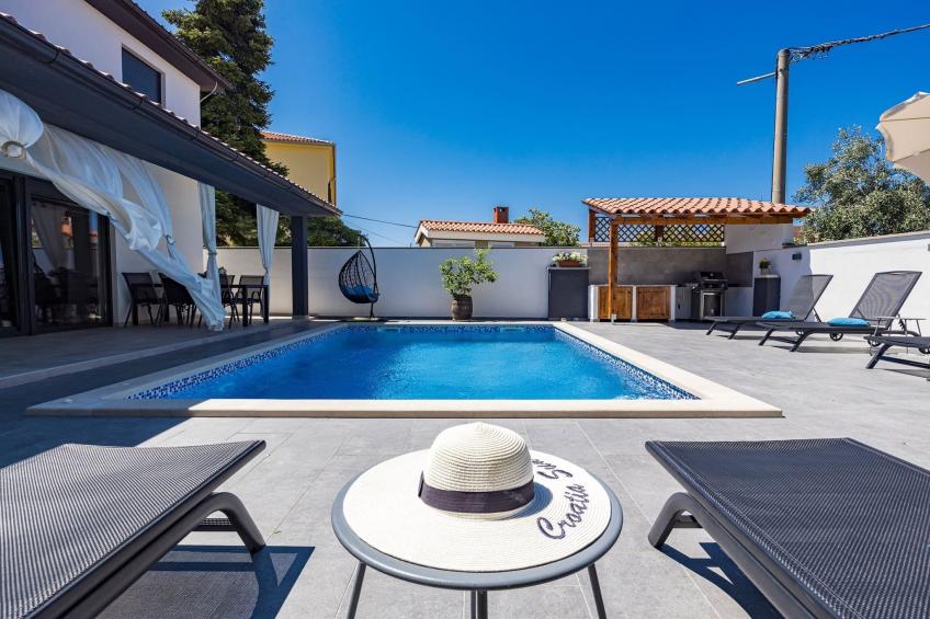 Villa Bavaria with Pool, Jacuzzi, Table Tennis - foto 7