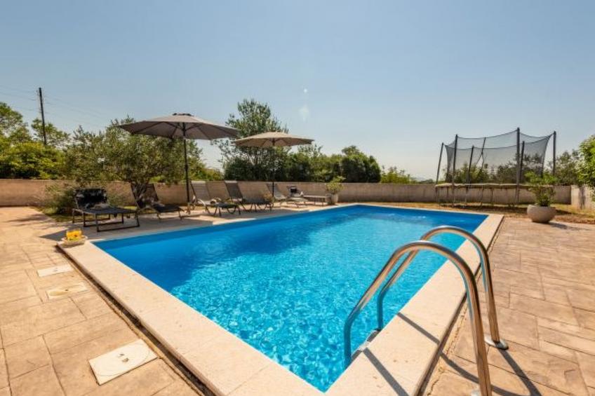 Holiday house Tina with jacuzzi and pool - foto 4
