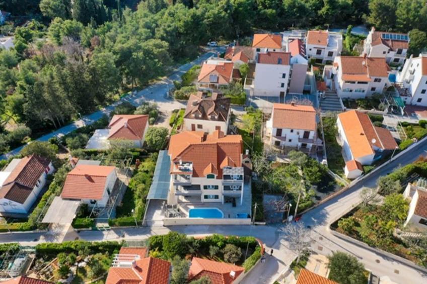 Villa Supetar Garden - Two Bedroom Apartment with Terrace - foto 40