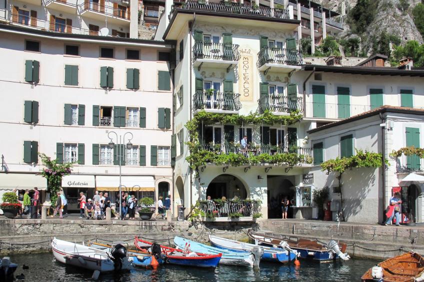 Große Wohnung in Limone Sul Garda mit Terrasse und Garten und Nah am Strand - foto 33