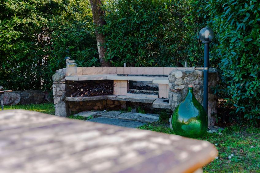 Villa zur alleinigen Nutzung mit 4 Wohnungen - foto 48