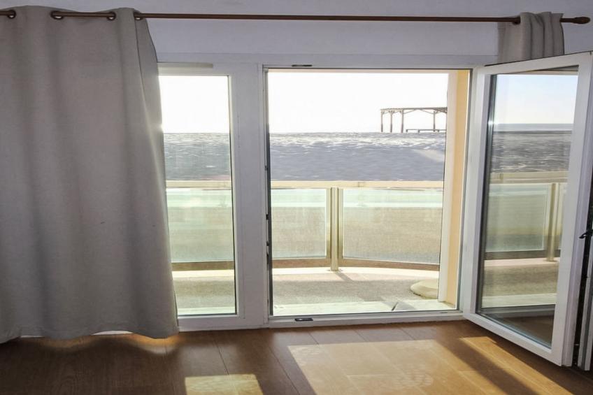 Apartment in Front of the Sea - foto 12