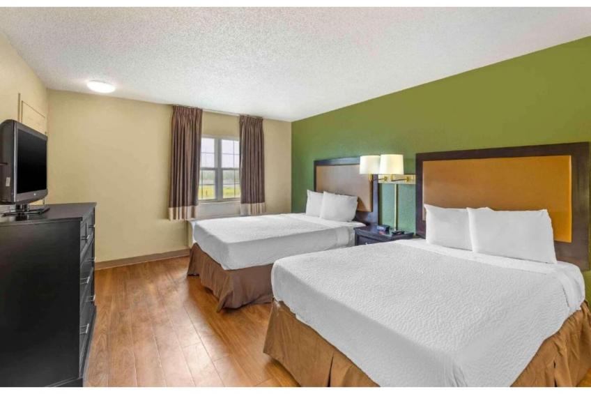 2 Full Beds | Non-Smoking, Kitchen - foto 24