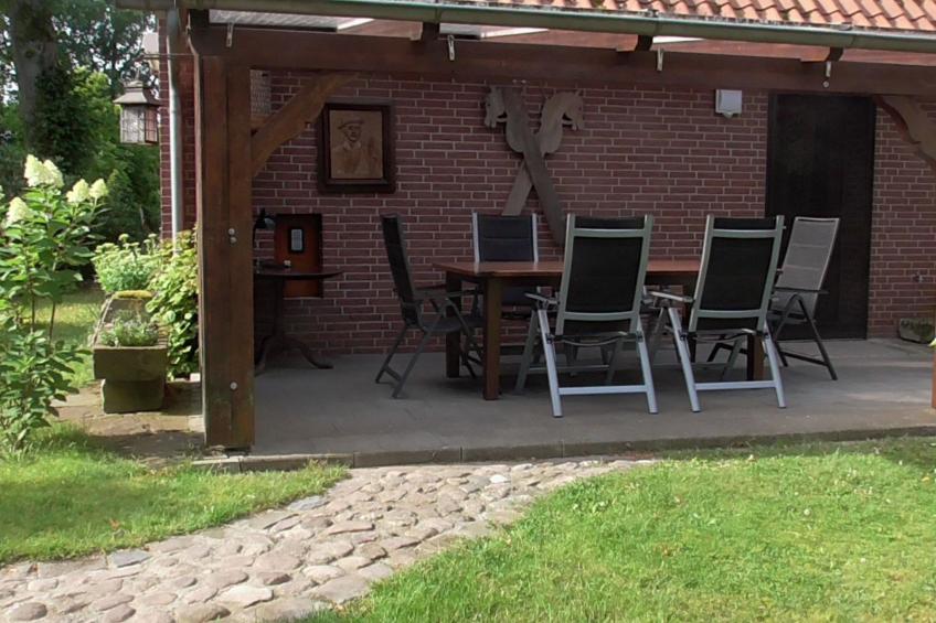 mit überdachter Terrasse und Carport - foto 5