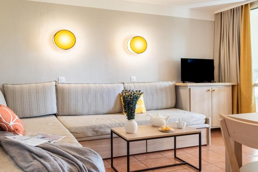 P&V Premium les Rives de Cannes Mandelieu Apartment 6 people - 1 bedroom + 1 sleeping alcove - Terrace or balcony - River view - Renovated - foto 3
