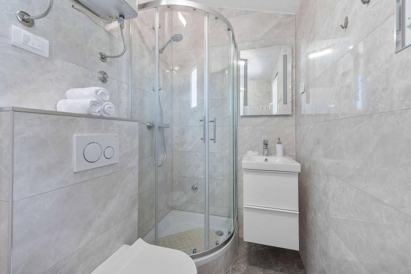 Sport & Spa Villa Neoric - foto 34