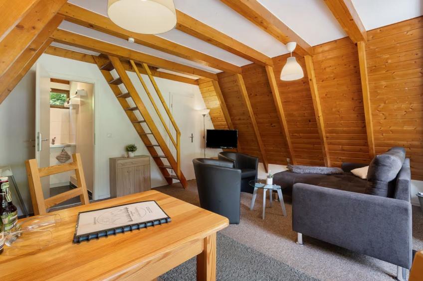 Tolles Ferienhaus mit Garten, Grill und Parkplatz - foto 15