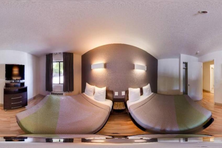 3 Full Beds  Non-Smoking - foto 28