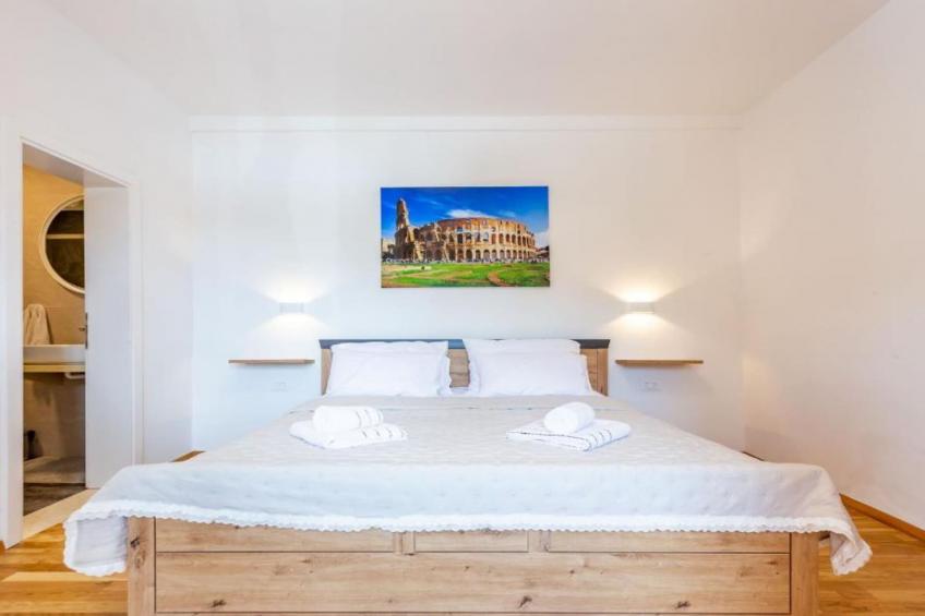 Peaceful Murvica Villa Pool, Garden, and Modern Comfort - Two Bedroom Holiday Home with Private Pool - foto 7